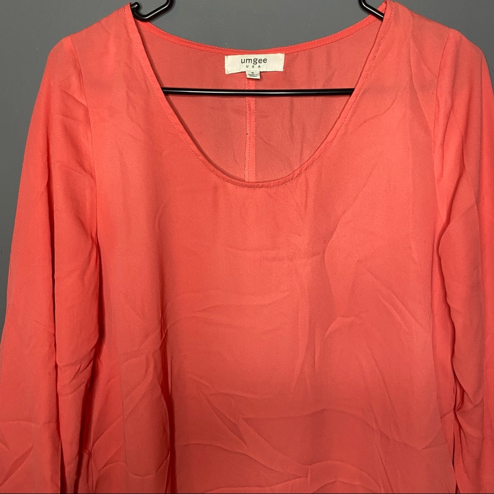 Umgee Melon Blouse with Crocheted Accents - Picture 2 of 10